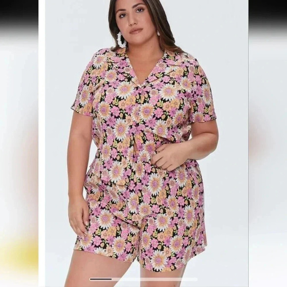 Floral elastic waist shorts - Picture 1 of 7